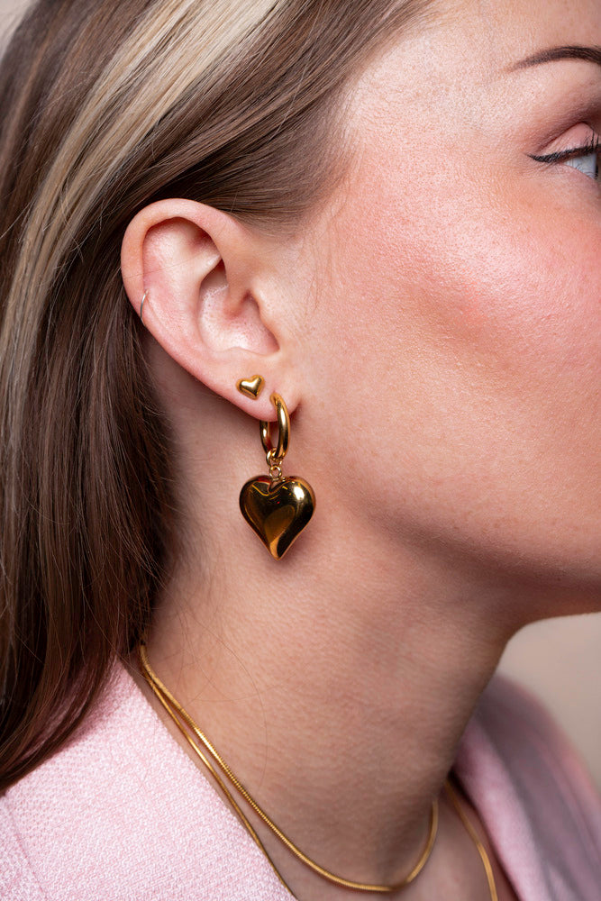 Studs with Mini Heart - Luna