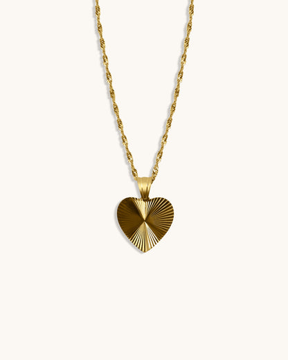 Ribbed Retro Heart Necklace - Etta