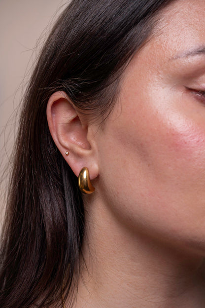 Classic Drop Earrings - Vanessa