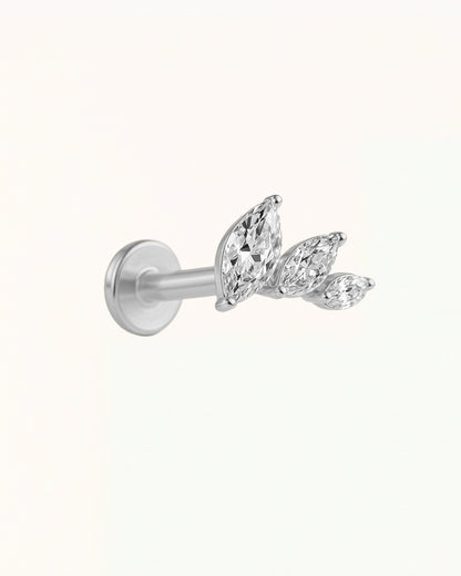 Piercing en titane avec trois pierres marquise - Brielle
