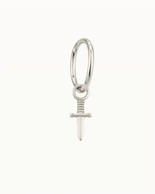 Piercing en titane avec pendentif épée - Anja