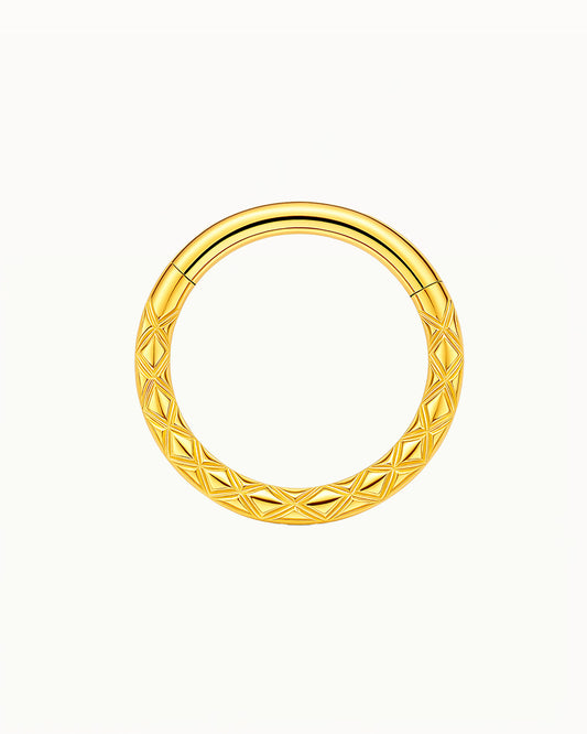 Piercing géométrique gravé en titane - Quinn